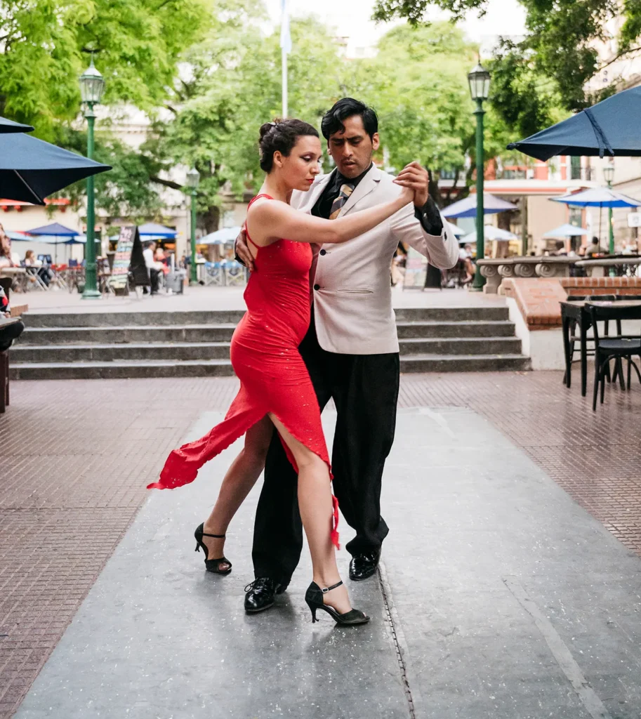 What Role Does Technology Play in Tango Music Creation