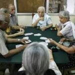 Choosing the Right Old Age Home for Your Loved One