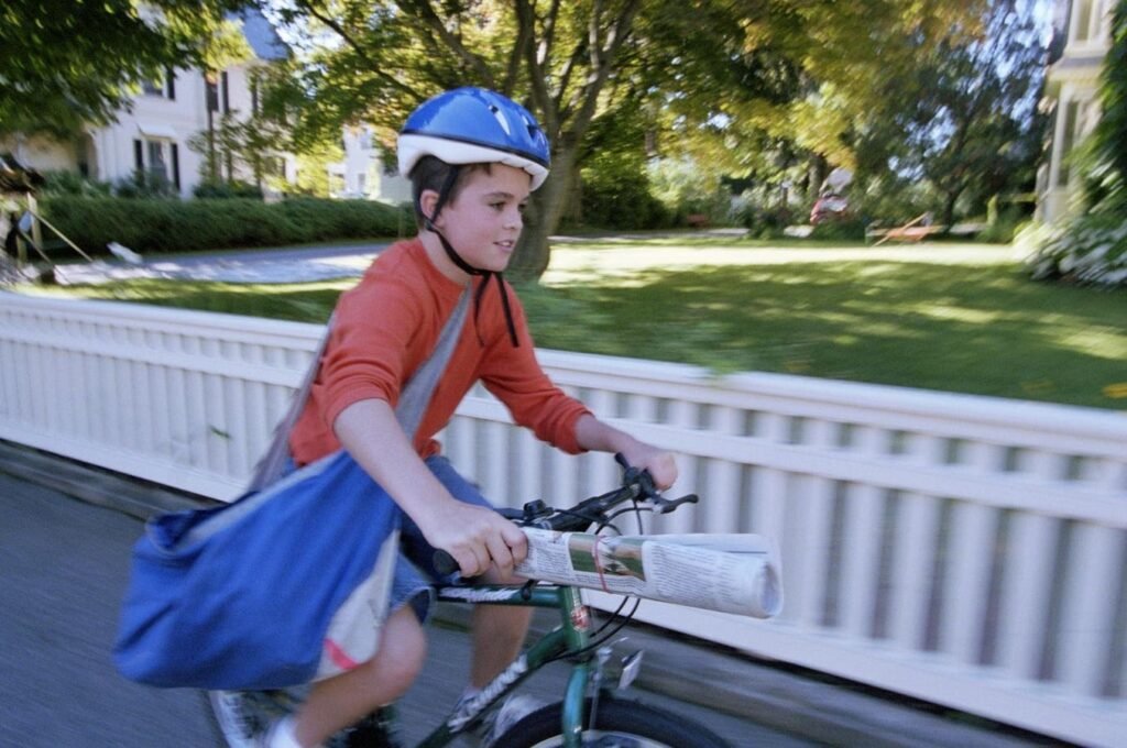 Newspaper Delivery Bags: The Essential Tool for Efficient and Protected Deliveries