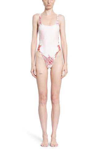 Why Choose Versace Women’s Underwear & Beachwear for Comfort?